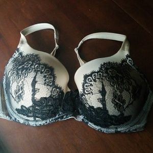 💸DONATED 💸 Soma Black & Tan Lace Lightly Lined Bra